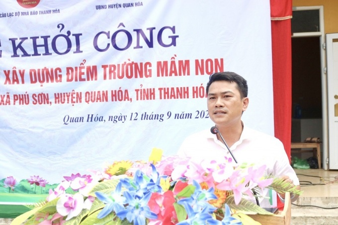 Nhà báo Nguyễn Viết Hưng – Chủ tịch CLB Nhà báo Thanh Hóa phát biểu tại lễ khởi công.