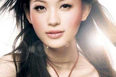 “Ăn” để trắng da và chống nắng