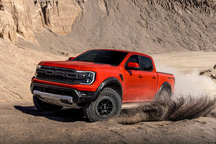 Toyota Hilux không còn là xe bán chạy nhất Australia, Ford Ranger lên ngôi