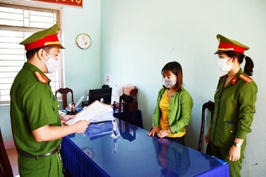 "Nổ" làm dịch vụ đáo hạn ngân hàng, lừa đảo gần 4 tỷ đồng