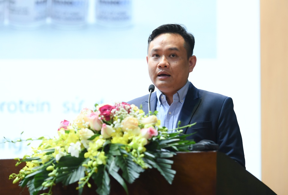 Quy trình giám sát đặc biệt với người tiêm vắc xin Covid-19 của Việt Nam - 1 Quy trình giám sát đặc biệt với người tiêm vắc xin Covid-19 của Việt Nam - 1