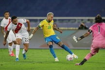 Neymar tỏa sáng giúp Brazil giành vé vào chung kết Copa America