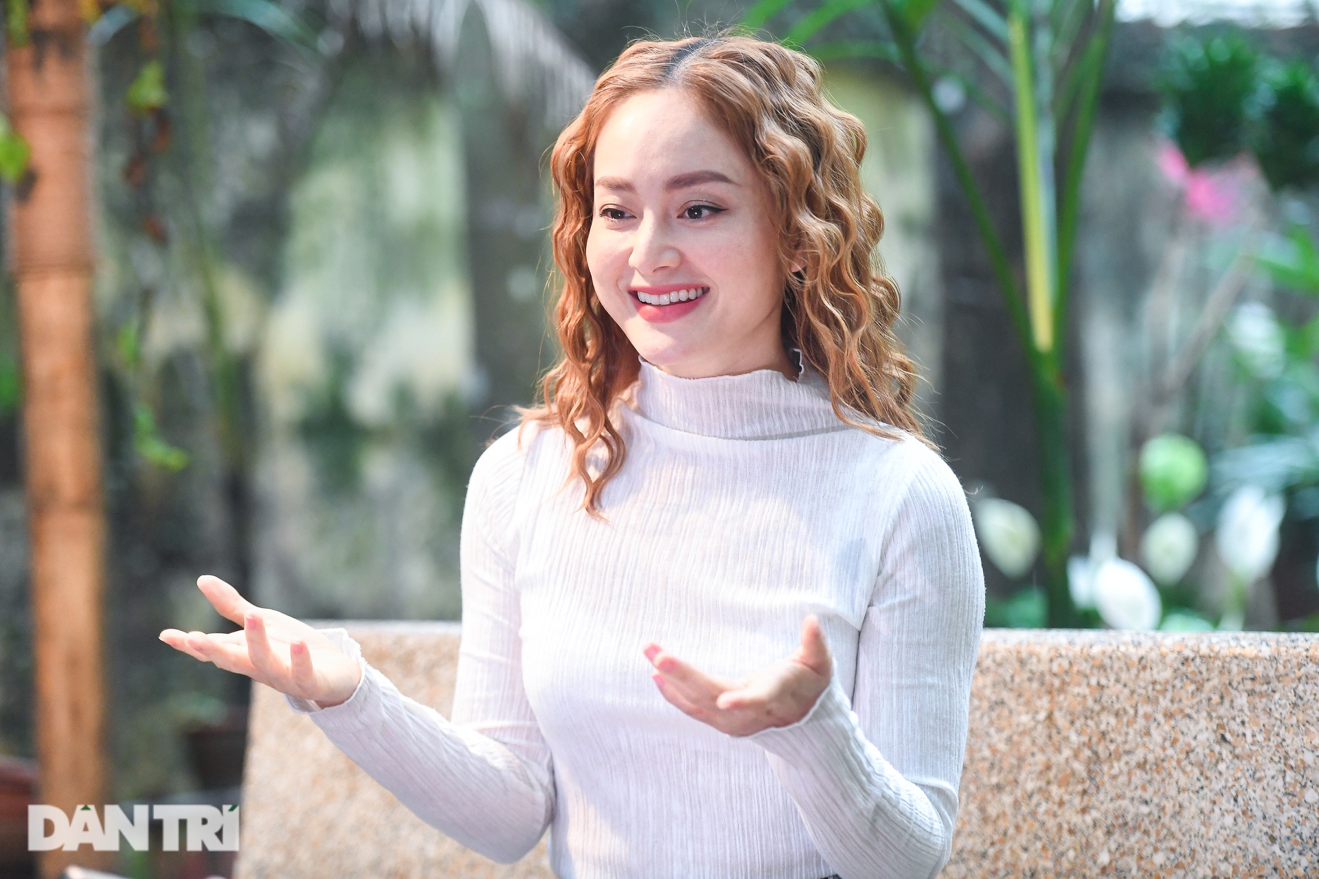 Lan Phương tiết lộ lý do đặc biệt khiến chồng Tây yêu chiều - 8 Lan Phương tiết lộ lý do đặc biệt khiến chồng Tây yêu chiều - 8