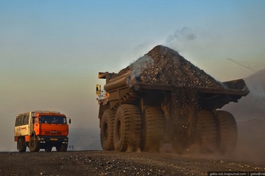 Nhiều mặt hàng xuất khẩu giảm mạnh, ngân sách lo thất thu