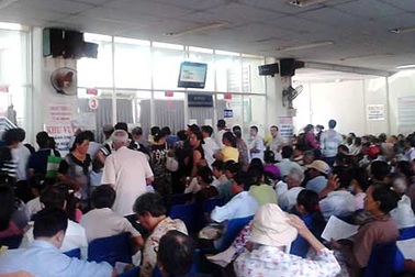 Giảm tải bệnh viện nhờ kết nối thông tin và thẻ ATM