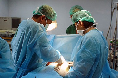 Tiết lộ gây sốc về chiêu làm tiền của bác sĩ thẩm mỹ