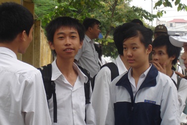 Tỷ lệ tốt nghiệp THPT 2009 cả nước đạt 83,8%