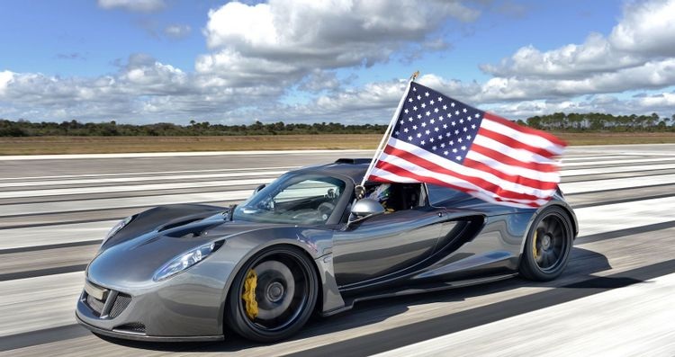 Top 10 siêu siêu xe đạt tốc độ cao nhất hiện nay - 7 Top 10 siêu siêu xe đạt tốc độ cao nhất hiện nay - 7
