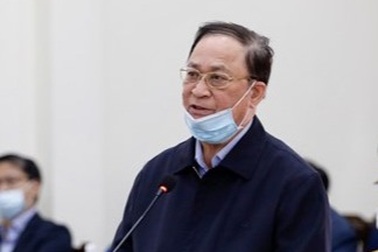 Cựu Đô đốc Nguyễn Văn Hiến được giảm 6 tháng tù giam