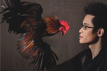 Tây nghe Ta hát tiếng Tây