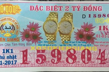 Vé số truyền thống ế ẩm giữa mùa cao điểm