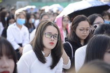 Hiệu trưởng ĐH Sư phạm Hà Nội: “Hãy biết sẻ chia để bồi đắp tử tế”