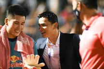 HLV Kiatisuk: "Tôi tự hào với thành tích của HA Gia Lai"