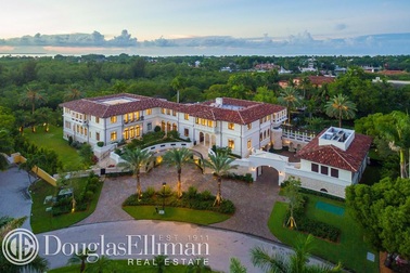 Ngỡ ngàng với tòa dinh thự mới tậu không khác gì resort 5 sao của ca sỹ Marc Anthony