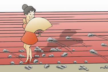 Khoe thân ở LHP Cannes, “nghệ sĩ” Việt không sợ bị chửi?