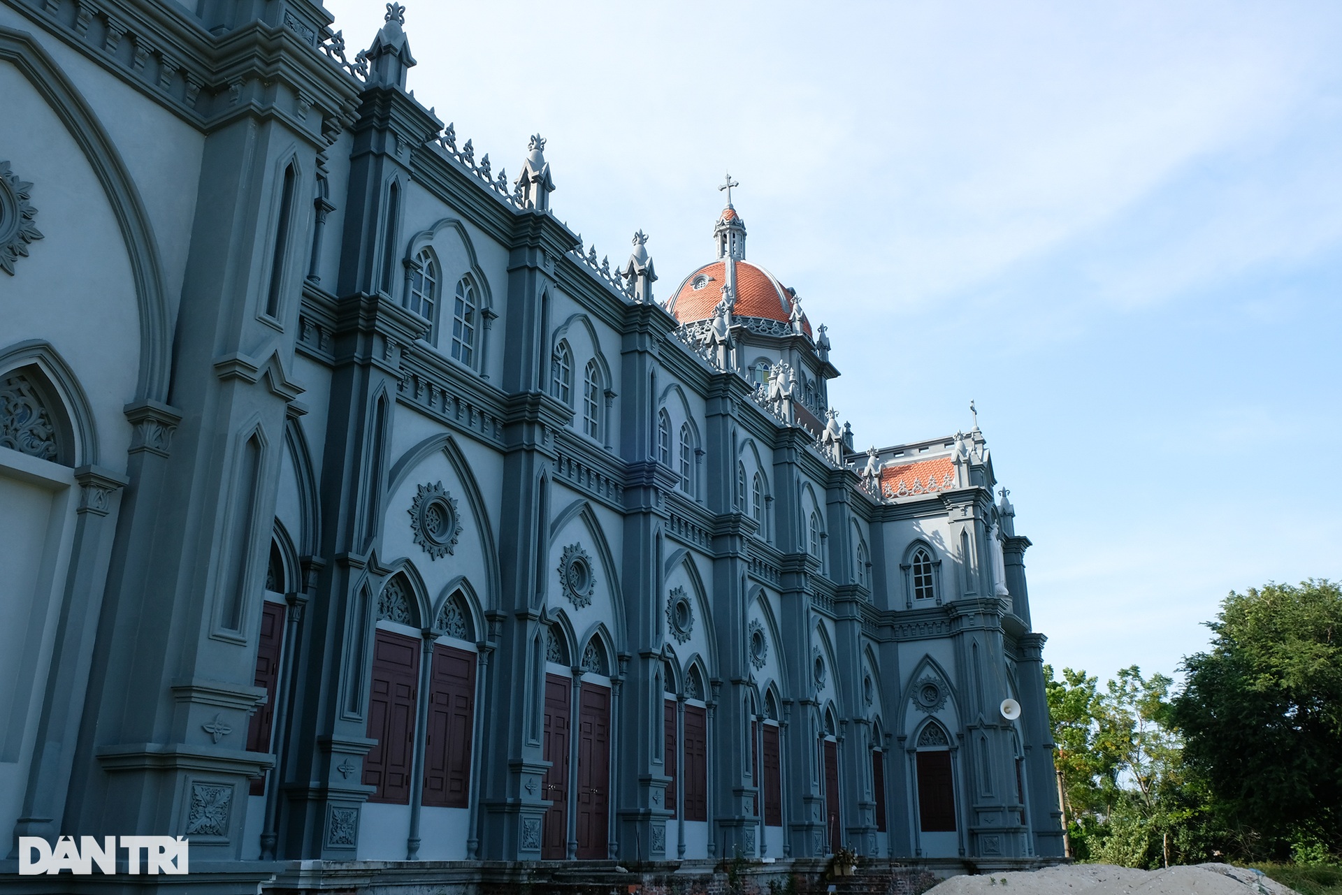Chiêm ngưỡng nhà thờ công giáo tuyệt đẹp trên đảo Thanh Lân - 10 Chiêm ngưỡng nhà thờ công giáo tuyệt đẹp trên đảo Thanh Lân - 10