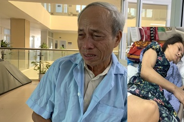 Xót thương người bố nghèo đi xin cơm chăm con gái tật nguyền