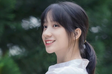 Nữ sinh tuổi 18 sở hữu sống mũi cao tự nhiên ấn tượng