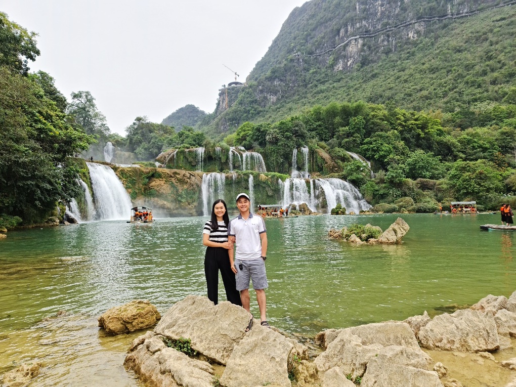 Vợ chồng 9X Việt bán vàng cưới, gom tiền hưởng trăng mật đủ 63 tỉnh thành - 6