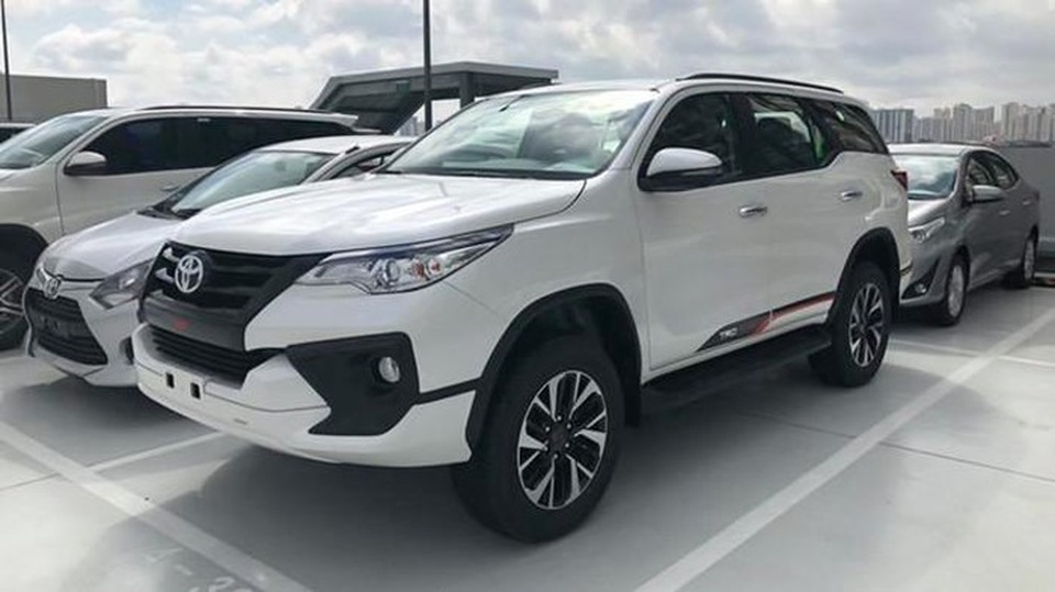 Xe SUV giảm giá sâu chưa từng thấy, thời điểm vàng cho khách mua - 2 Xe SUV giảm giá sâu chưa từng thấy, thời điểm vàng cho khách mua - 2