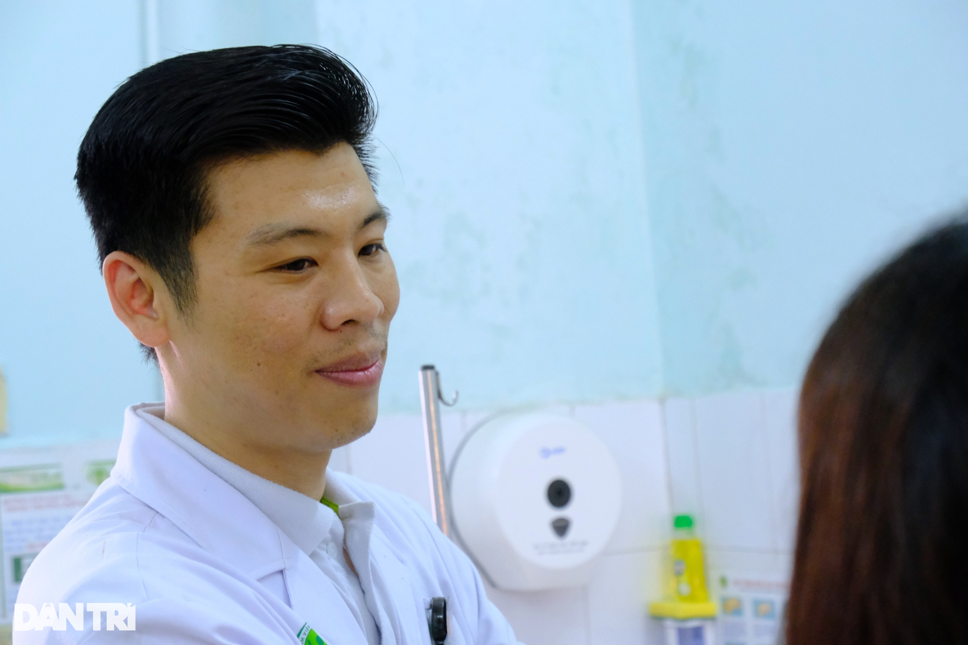 Những tin nhắn cầu cứu lúc nửa đêm và trăn trở của bác sĩ bé đầu bự - 13 Những tin nhắn cầu cứu lúc nửa đêm và trăn trở của bác sĩ bé đầu bự - 13