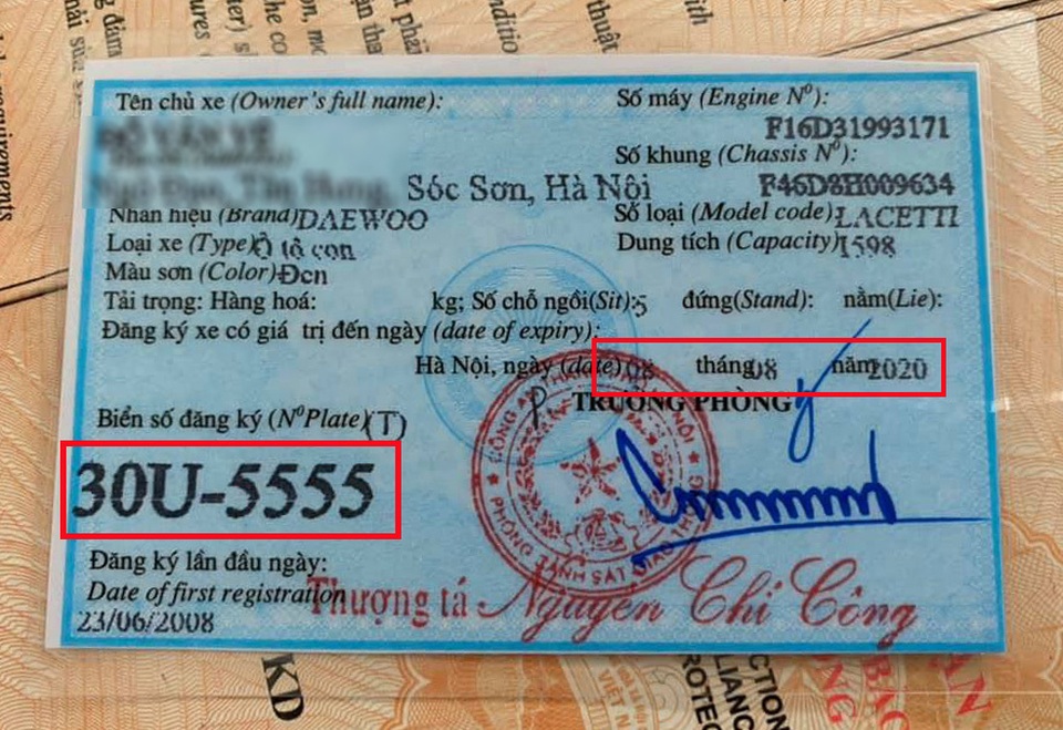 Xe “cỏ” 12 năm biển VIP đắt hơn giá thị trường cả trăm triệu đồng - 4 Xe “cỏ” 12 năm biển VIP đắt hơn giá thị trường cả trăm triệu đồng - 4