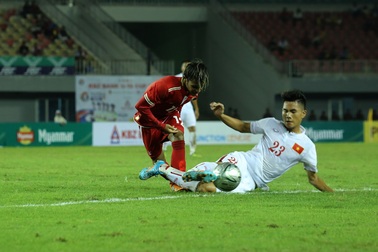 Hoà Myanmar, U19 Việt Nam rộng cửa vào chung kết giải tứ hùng quốc tế