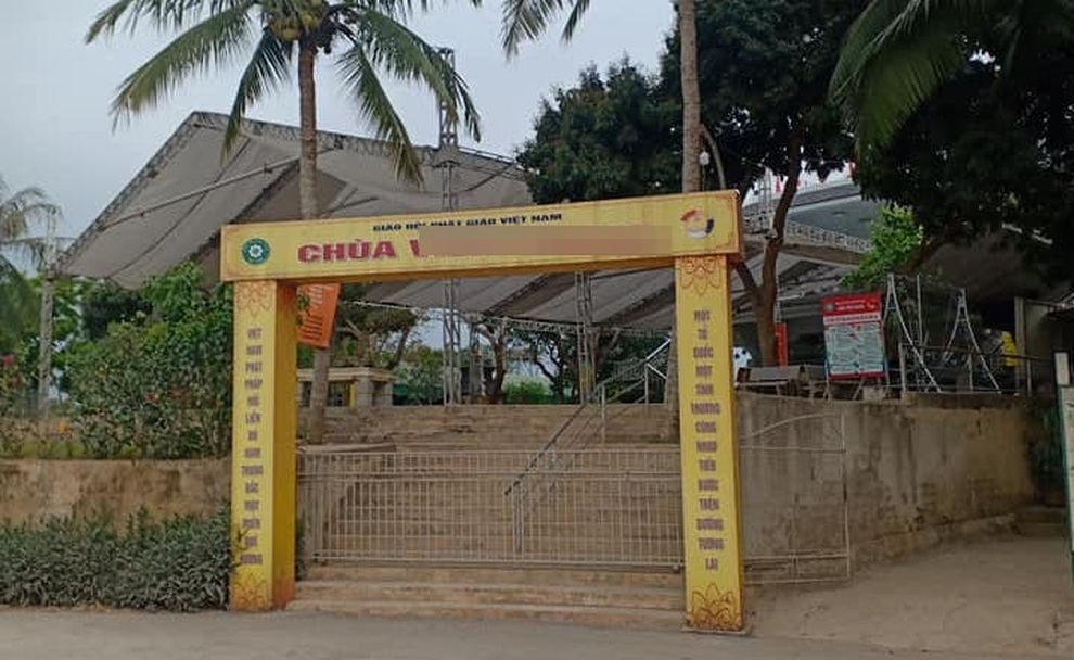 Nam thanh niên bị đâm tử vong trong chùa - 1 Nam thanh niên bị đâm tử vong trong chùa - 1
