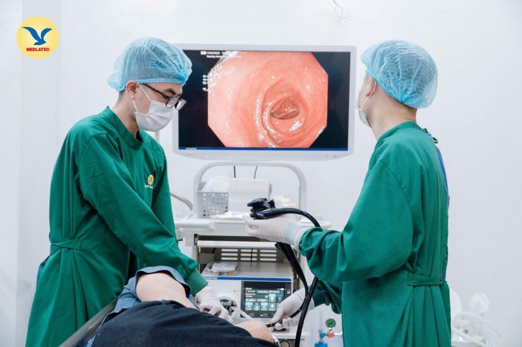 Bệnh viện MEDLATEC giảm 50% phí nội soi thực quản dạ dày và đại trực tràng - 3 Bệnh viện MEDLATEC giảm 50% phí nội soi thực quản dạ dày và đại trực tràng - 3