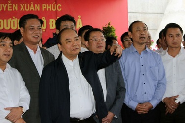 Thủ tướng kiểm tra công tác vận hành, khai thác hầm đèo Cả