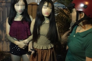 Công nghệ “buôn” gái quê