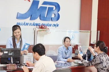 Ngân hàng cũng đua nhau “lấy lòng” chị em dịp 8/3