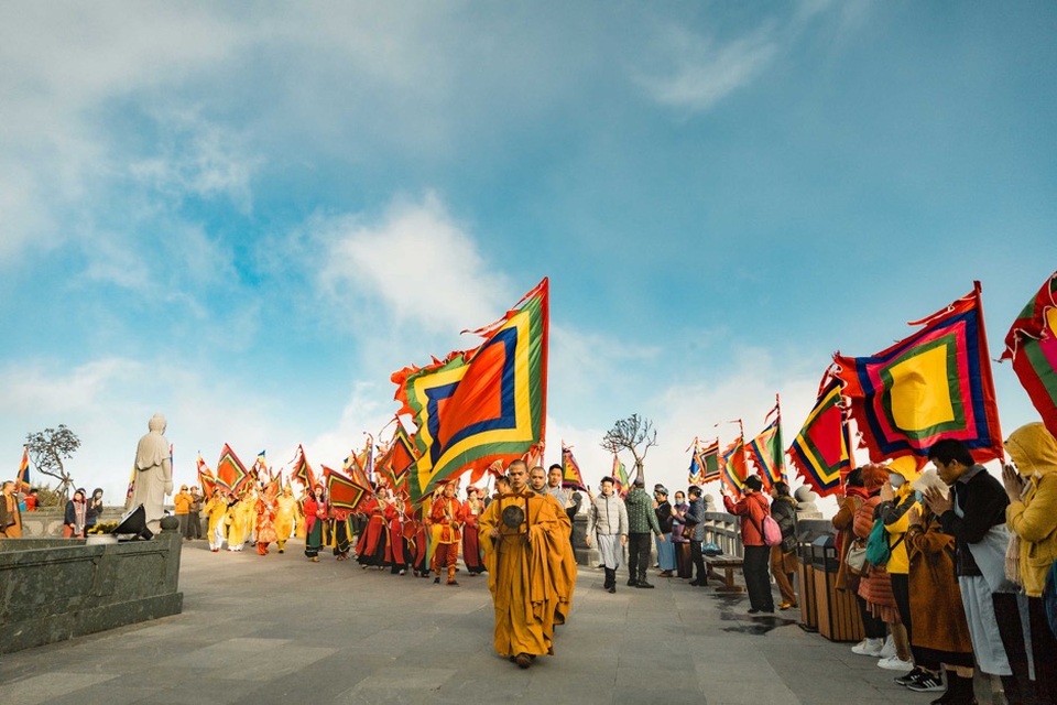 Sun World Fansipan Legend - nơi văn hóa bản địa được tôn vinh và tỏa sáng - 5 Sun World Fansipan Legend - nơi văn hóa bản địa được tôn vinh và tỏa sáng - 5