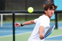 Ngôi sao trẻ người Mỹ giành hai chức vô địch pickleball nhờ nghe lời mẹ