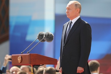 Bài toán chuyển giao quyền lực khó khăn của ông Putin sau 4 nhiệm kỳ