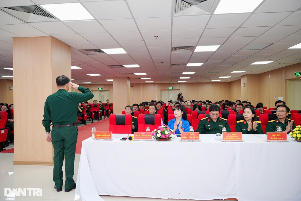 Nhiều kỹ thuật mới được tuổi trẻ ngành y sáng tạo để phục vụ người bệnh - 2 Nhiều kỹ thuật mới được tuổi trẻ ngành y sáng tạo để phục vụ người bệnh - 2