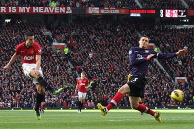 Thua trận trước MU, Wenger đổ thừa cho đủ các nguyên nhân