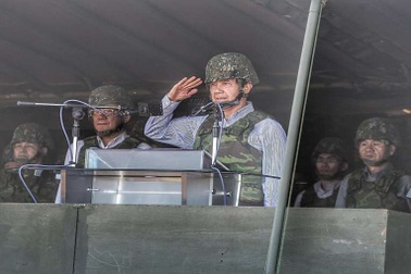 Tới lượt Đài Loan tập trận bắn đạn thật giả định"bị tấn công"