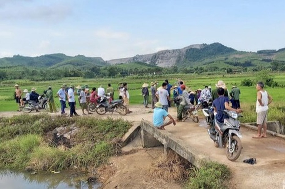 Huy động cả thôn tìm kiếm nam thanh niên mất tích trong đêm - 1 Huy động cả thôn tìm kiếm nam thanh niên mất tích trong đêm - 1