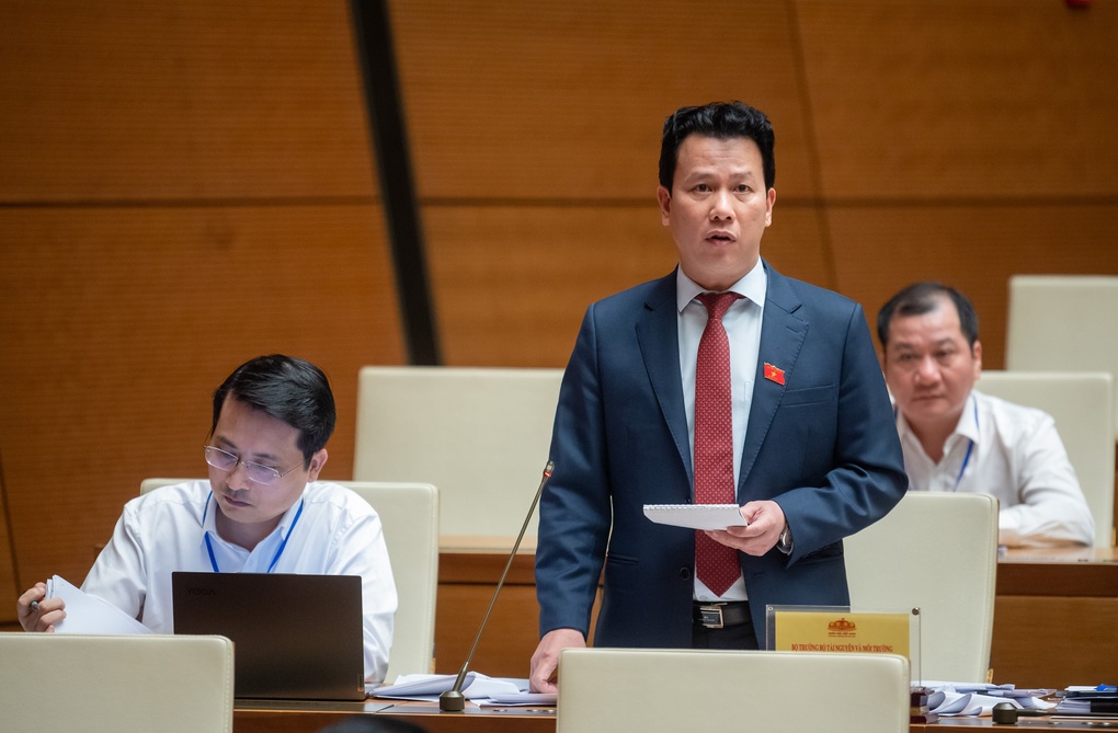 Bộ trưởng Tài nguyên và Môi trường nêu giải pháp xử lý các dòng sông chết - 2 Bộ trưởng Tài nguyên và Môi trường nêu giải pháp xử lý các dòng sông chết - 2