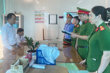 Những người chuyên đi khám bệnh để... "kiếm tiền"