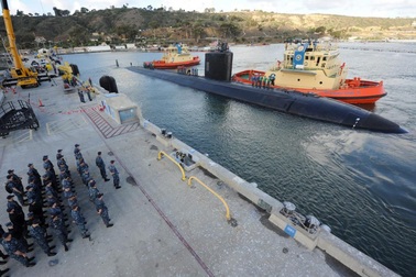 Thủy thủ Mỹ bị phạt tù vì chụp ảnh tàu ngầm hạt nhân