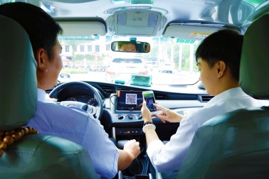 Taxi Mai Linh “chiều khách” tích hợp công nghệ thanh toán qua mã VNPAY-QR