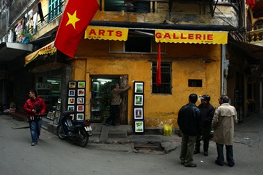 “36 phố phường” lặng lẽ trước giao thừa