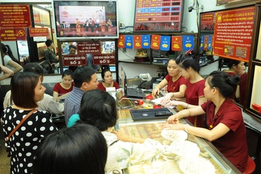 Giá vàng đảo chiều đi xuống