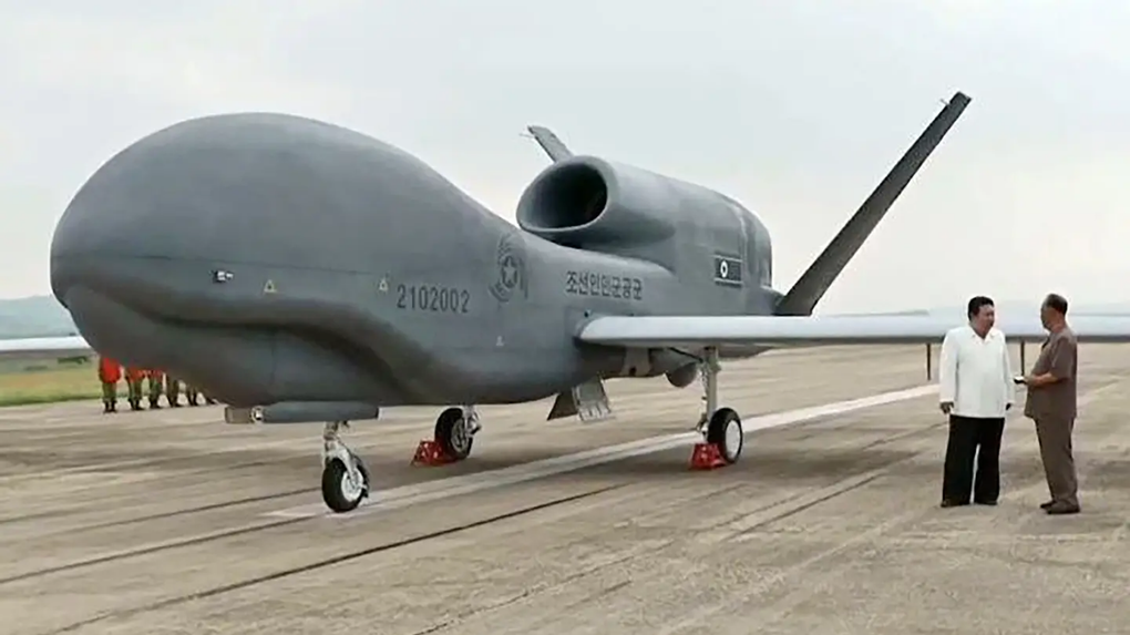 Triều Tiên khoe 2 mẫu UAV giống Ác điểu và Thần chết của Mỹ - 1 Triều Tiên khoe 2 mẫu UAV giống Ác điểu và Thần chết của Mỹ - 1