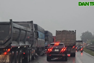 Tai nạn liên hoàn trên quốc lộ 1A