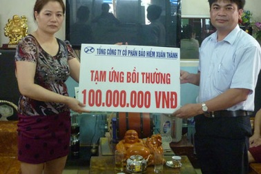 Bảo hiểm Xuân Thành tạm ứng bồi thường vụ ôtô đâm sập cổng trường