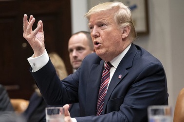 Ông Trump cảnh báo theo dõi “chặt chẽ” Triều Tiên