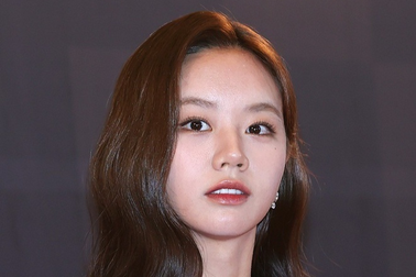 Hyeri kiếm bộn nhờ kinh doanh, được fan yêu mến hậu chuyện tình ồn ào